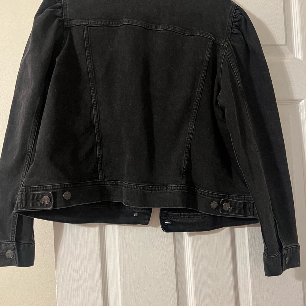 GAP Black Jean Jacket - Picture 6 of 6